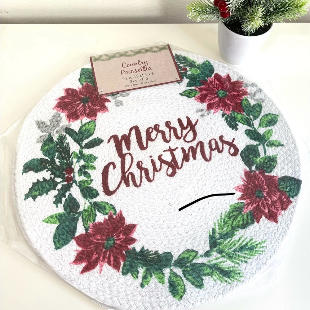 County Poinsettia Braided Cotton Placemats ~ Set of 4